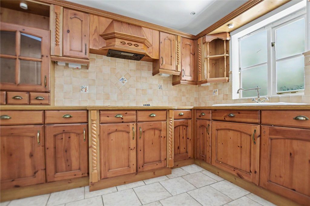 Property photo 3 of 22 Picture No. 25