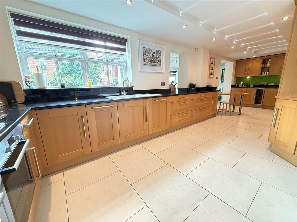 Property photo 1 of 36 Img_0149.Jpg
