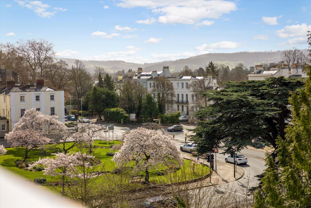 Property photo 3 of 15 Image