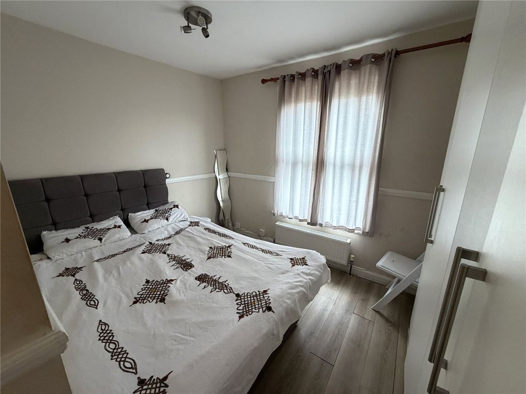 Property photo 3 of 5 Picture No. 07