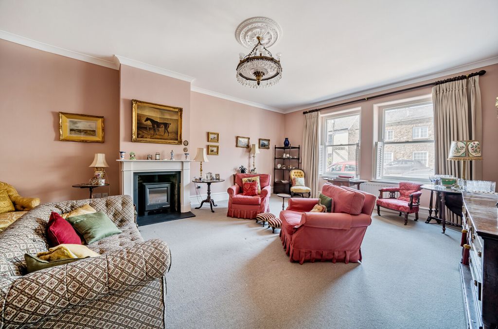 Property photo 2 of 29 Bampton, Seddons