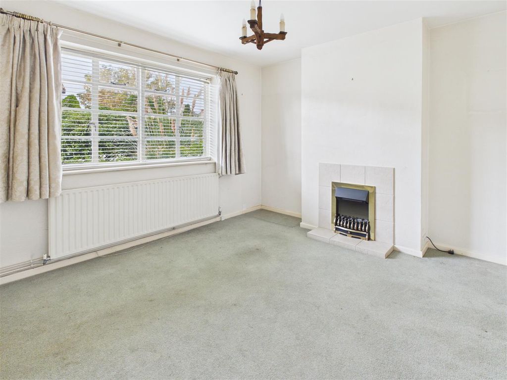 Property photo 3 of 24 Cam02935G0-Pr0136-Still009.Jpg