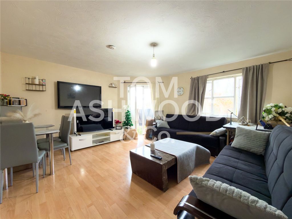 Property photo 3 of 10 Picture No. 01