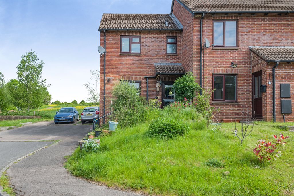 Property photo 1 of 22