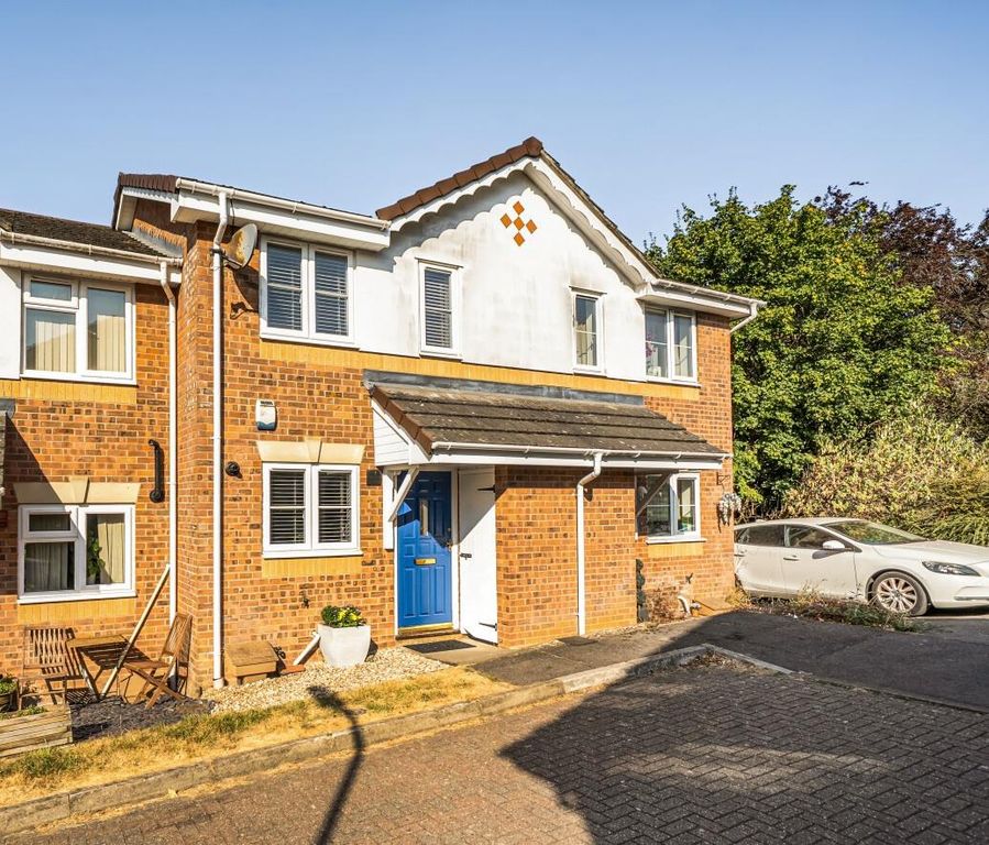 Property photo 1 of 15 Violet Close 3 Front.Jpg