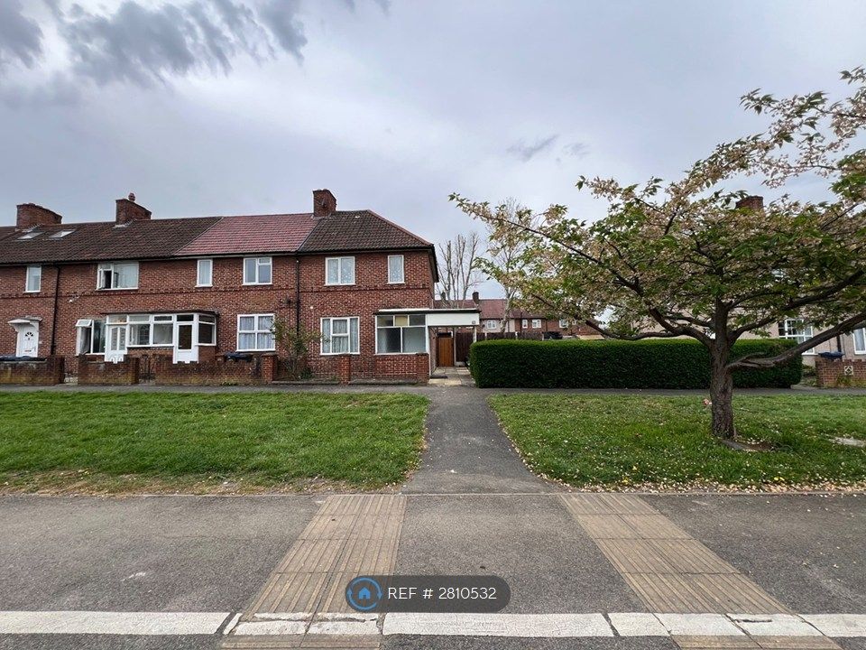 Property photo 2 of 21