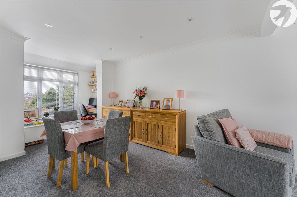 Property photo 3 of 29 Dining/Living Room