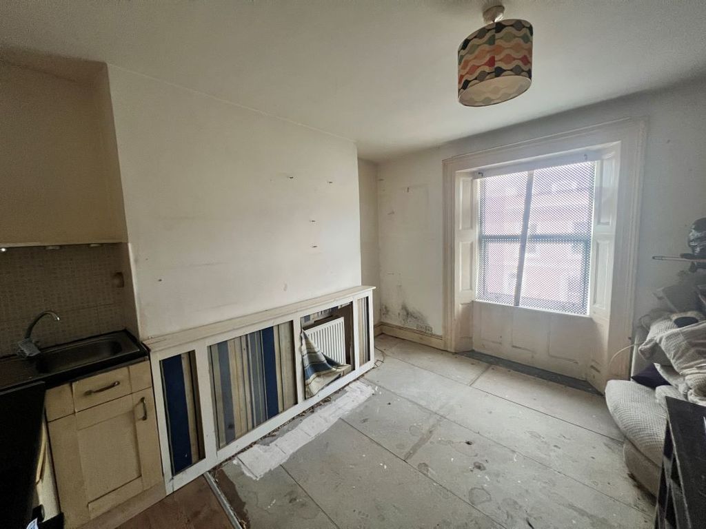 Property photo 2 of 6 Image 2