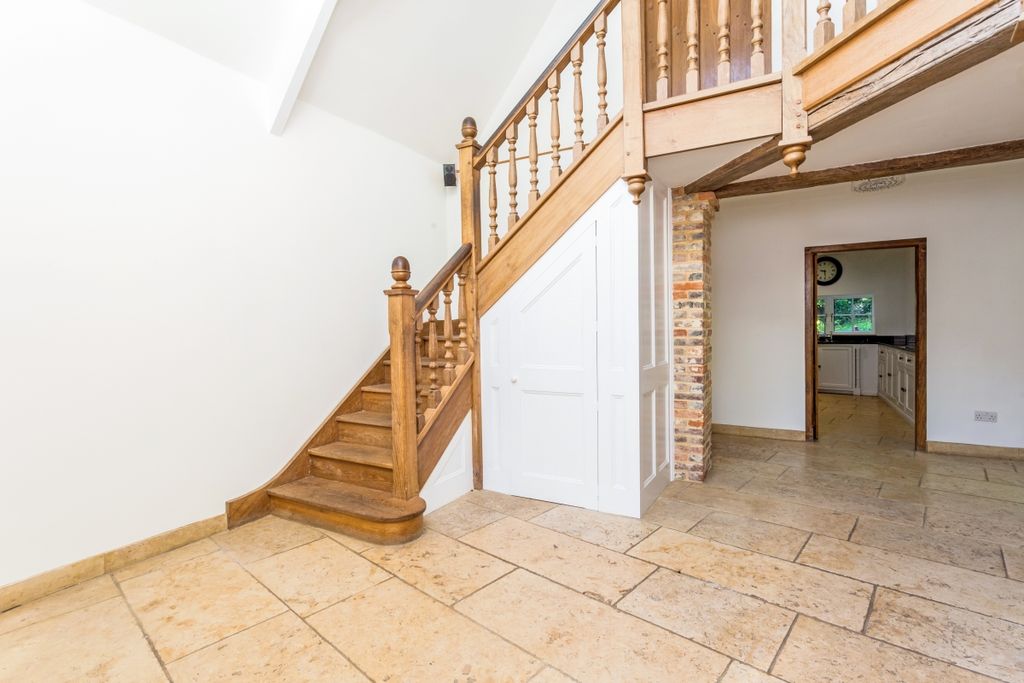 Property photo 2 of 14 Stonecroft Cottag...