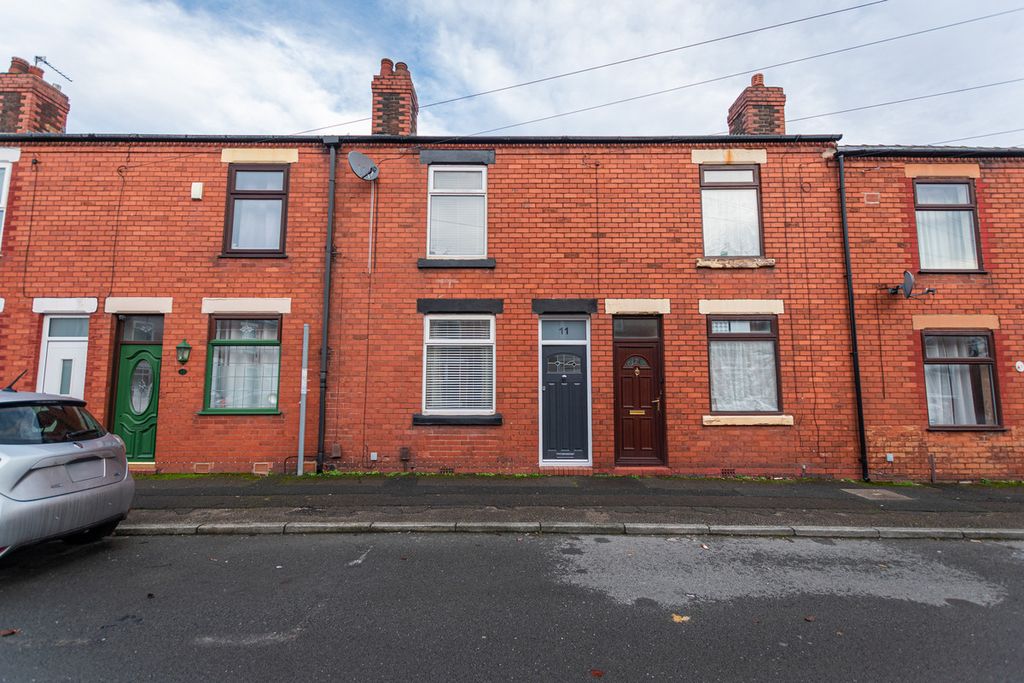 Property photo 1 of 15