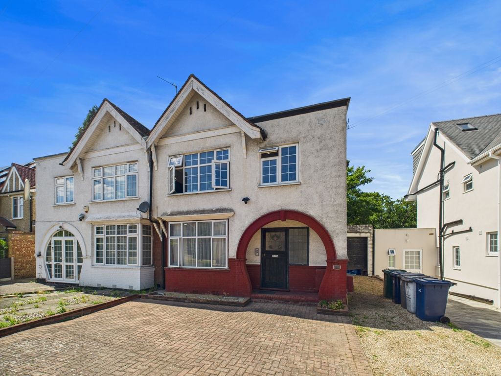 Property photo 1 of 9 Cam03750G0-Pr0058-Still011