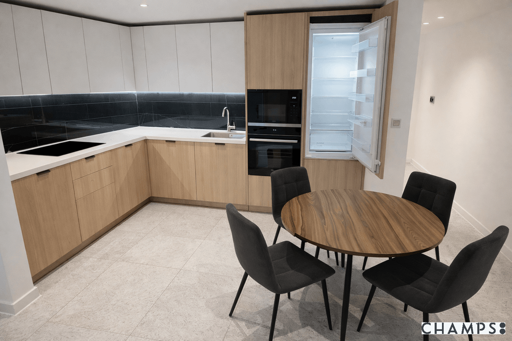 Property photo 3 of 10 Gallery