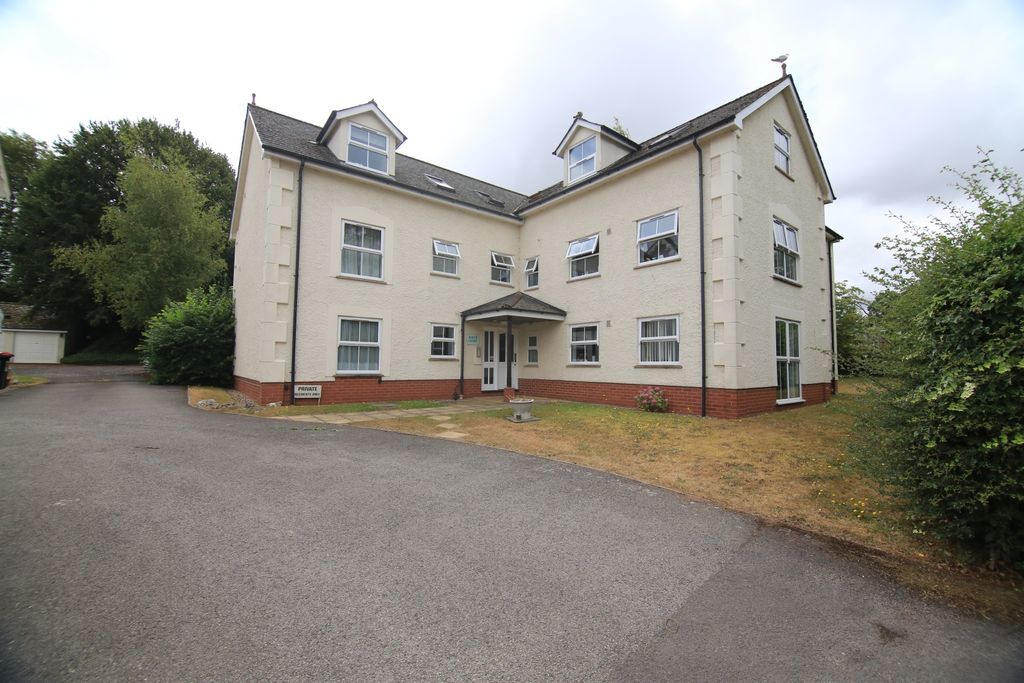 Property photo 1 of 11 Front View