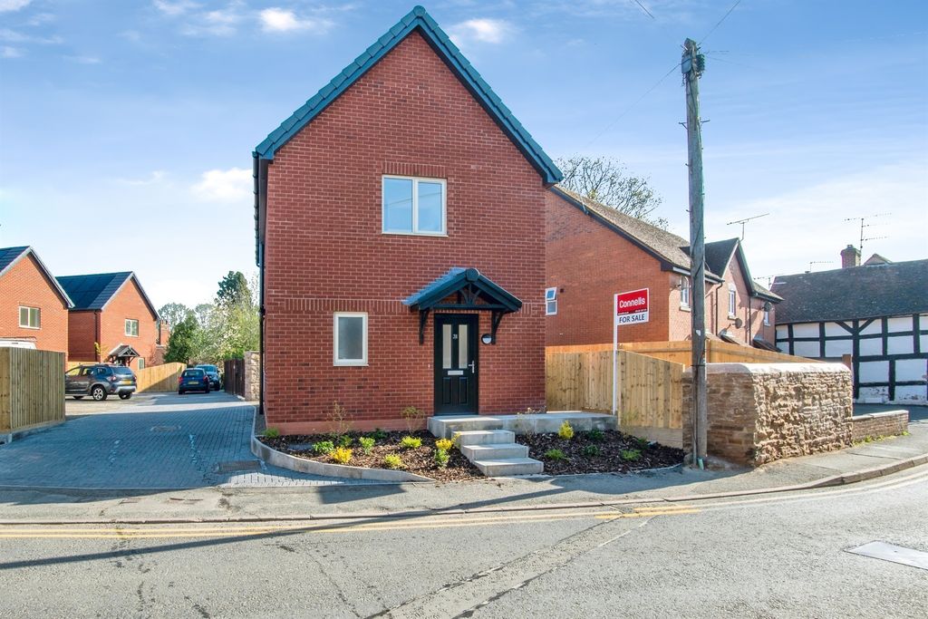 Property photo 1 of 7