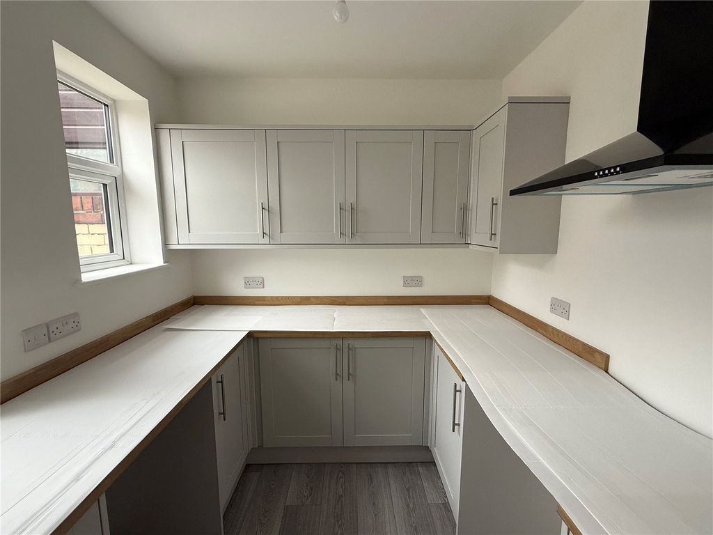 Property photo 3 of 10 Picture No. 08