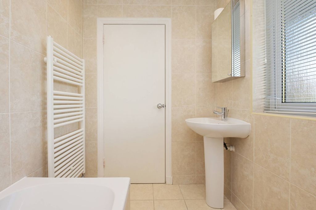 Additional image 18 of 3 bed semi-detached house for saleRiccarton Avenue, Currie, Edinburgh EH14