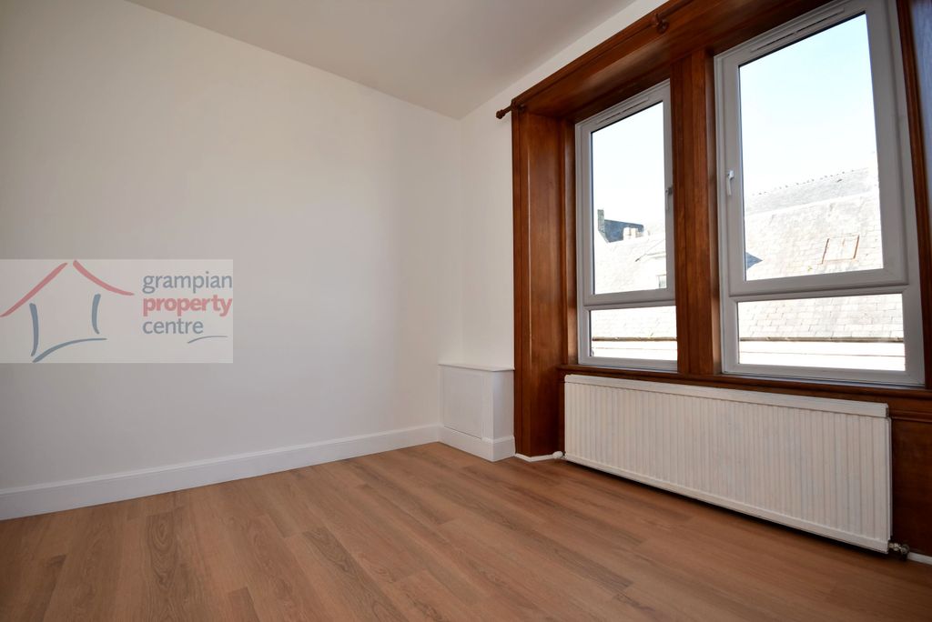 Property photo 3 of 12 l2 .Jpg