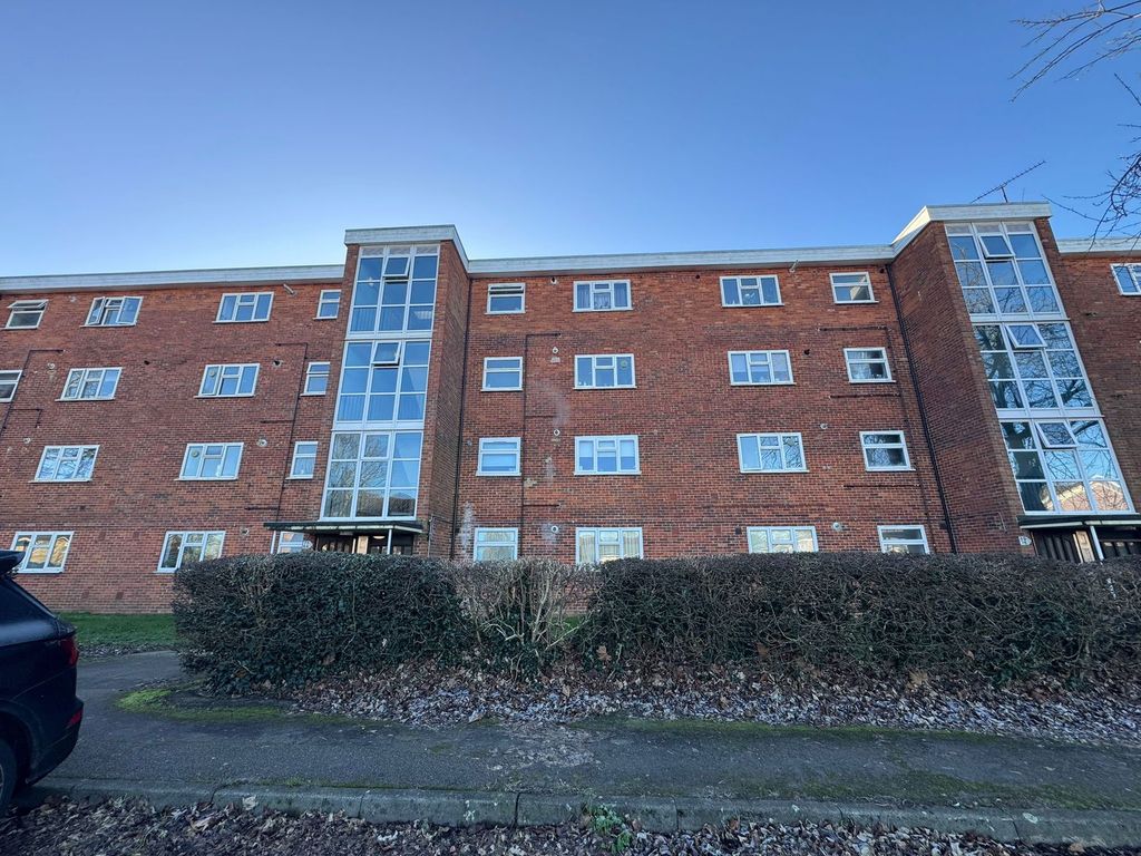 Property photo 1 of 6