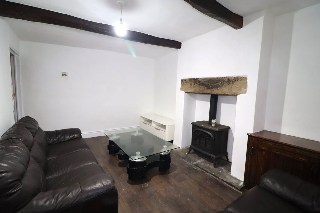 Property photo 2 of 12 Photograph 2