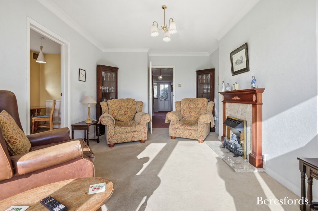 Property photo 3 of 28 Picture No. 23