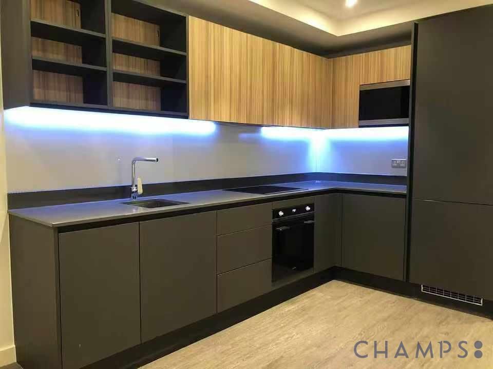 Property photo 3 of 8 Gallery