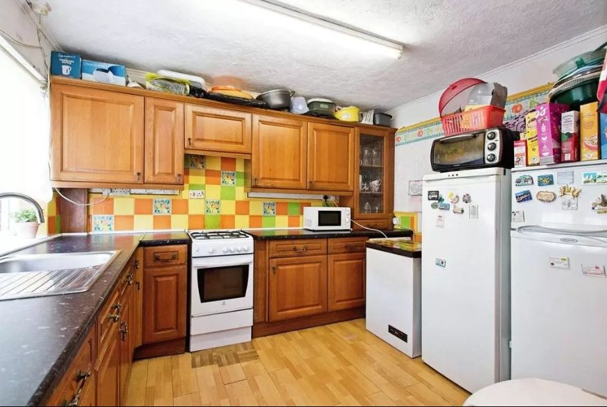 Property photo 3 of 5