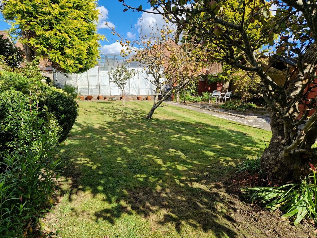 Property photo 3 of 43