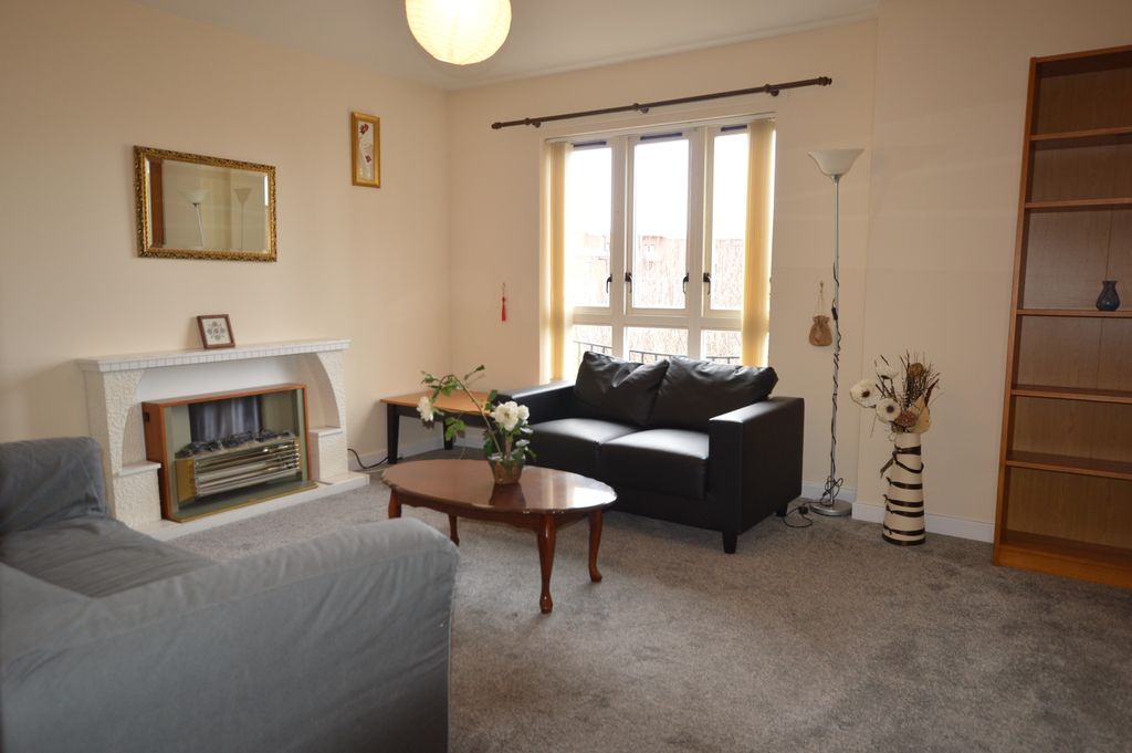 Property photo 2 of 6