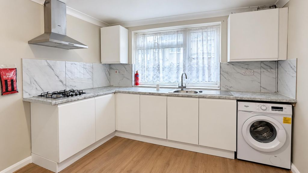 Property photo 3 of 5 88743937-3c7F-4c8E-B9F7-2A064496c223.Png