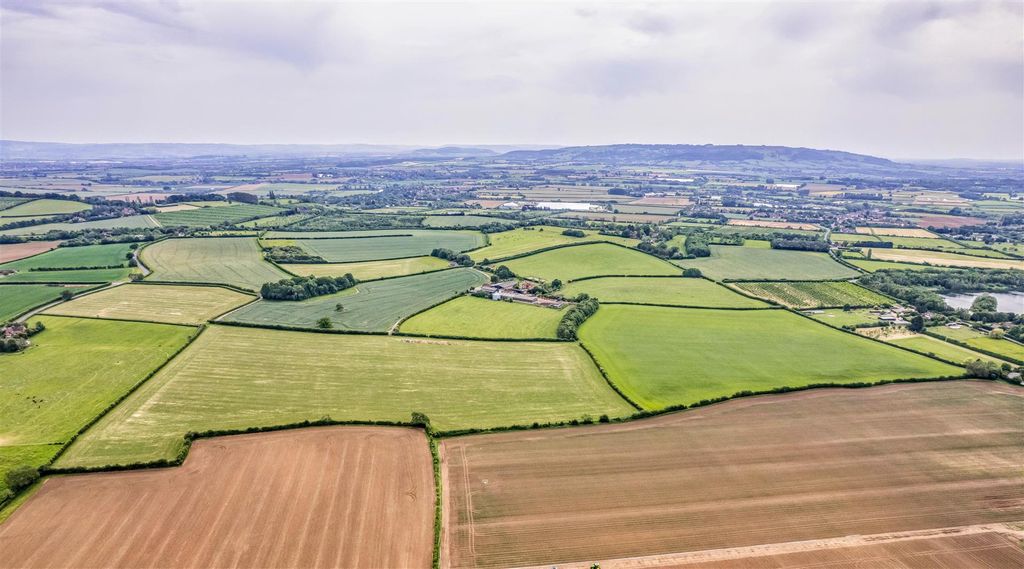 Additional image 42 of 6 bed farmhouse for saleLot 1 - Hill Court Farm, Pershore, Worcestershire WR10