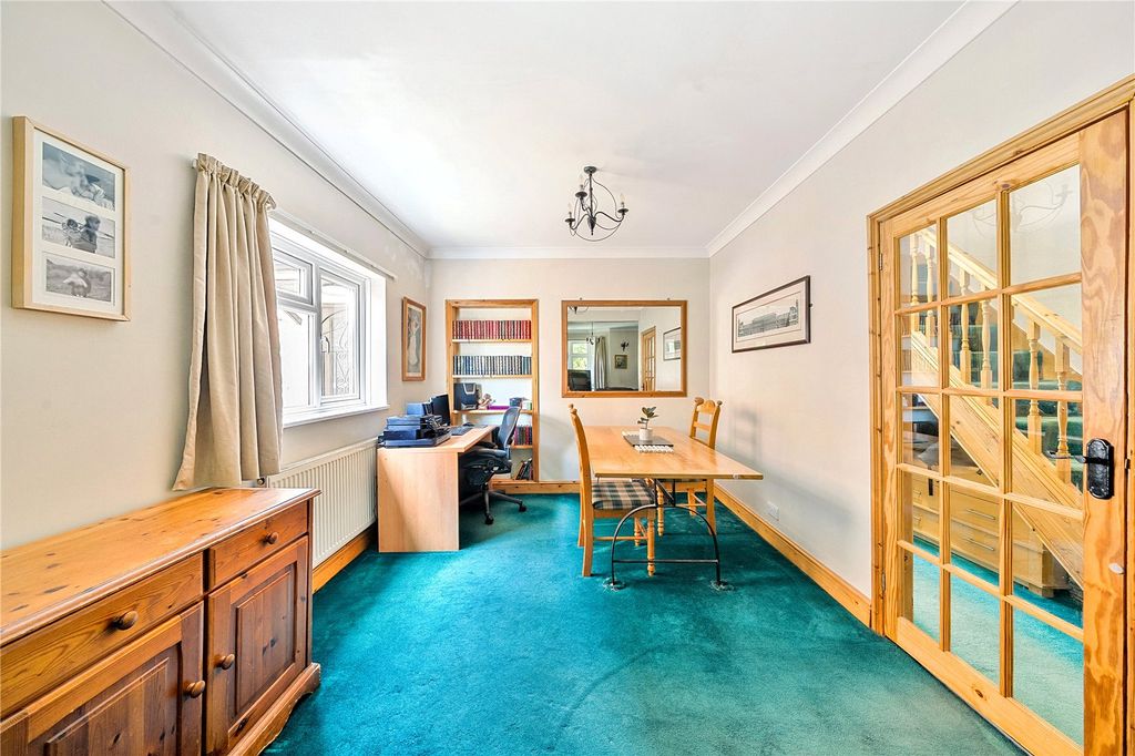 Property photo 3 of 19 Picture No. 07