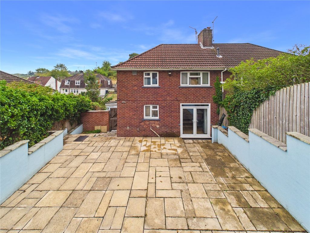 Property photo 3 of 35 Picture No. 19