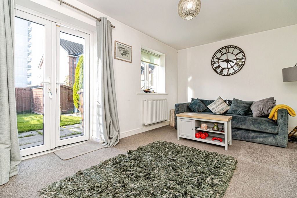 Property photo 2 of 27 Photo