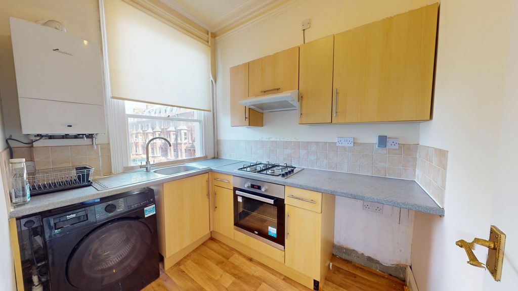 Property photo 2 of 5