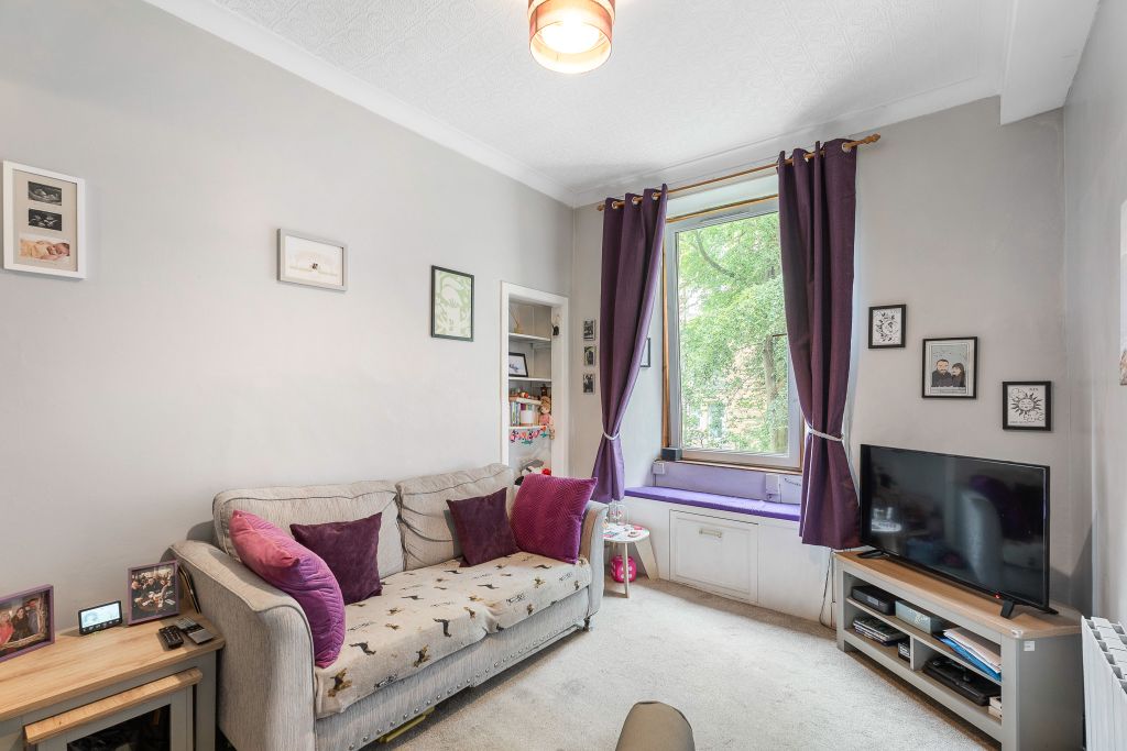 Property photo 2 of 21