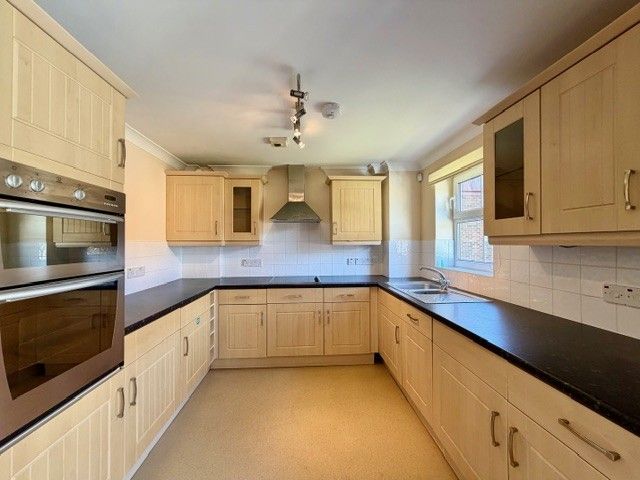 Property photo 3 of 9