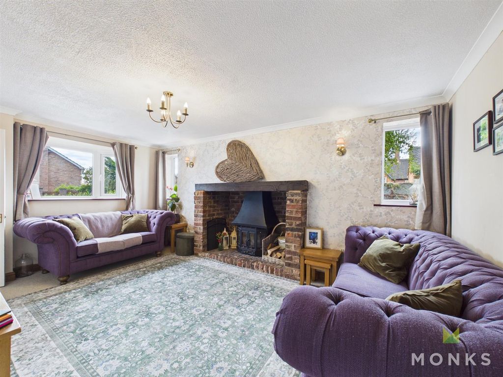 Property photo 3 of 25 Cam05160G0-Pr0103-Still003.Jpg