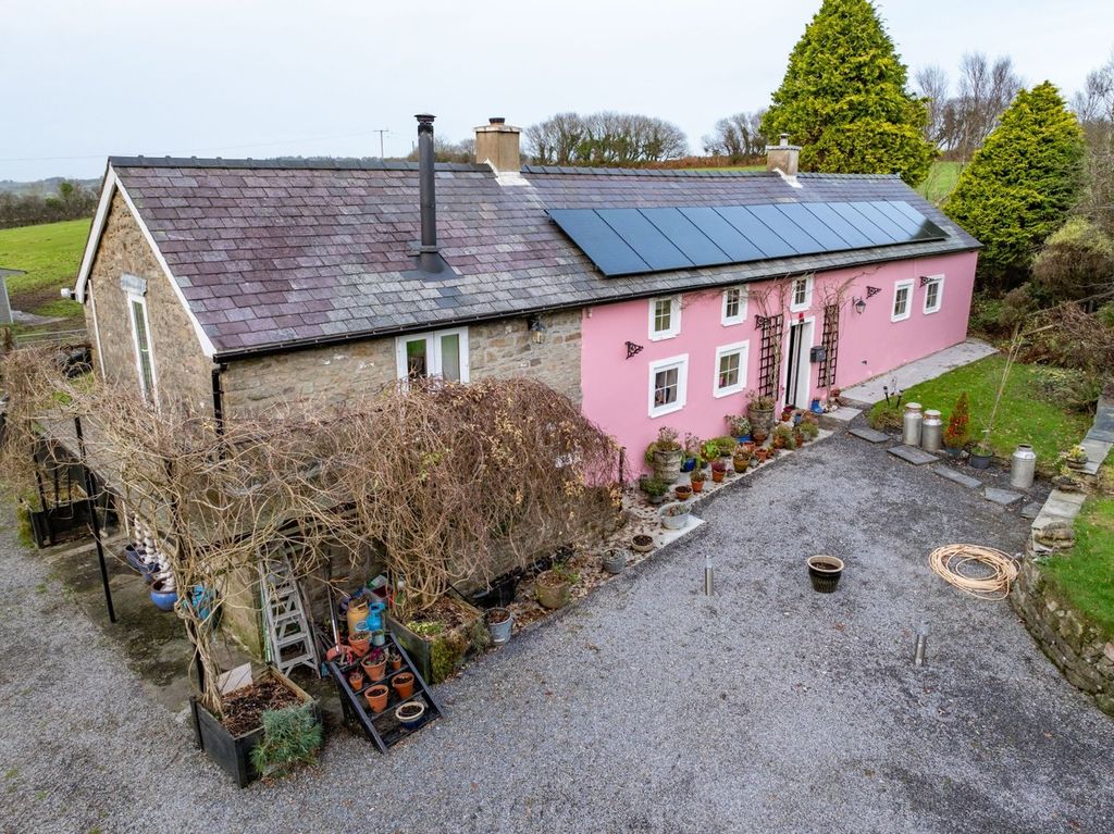 Property photo 2 of 68