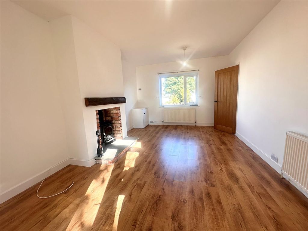 Property photo 2 of 12 3.Jpg