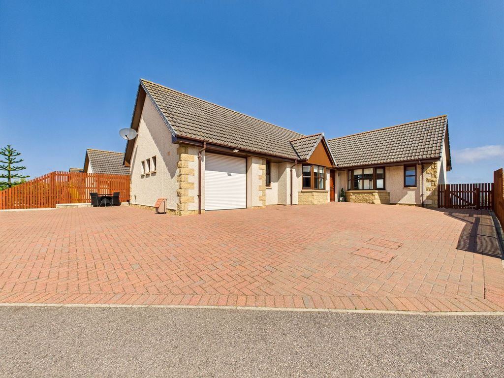 Property photo 1 of 31