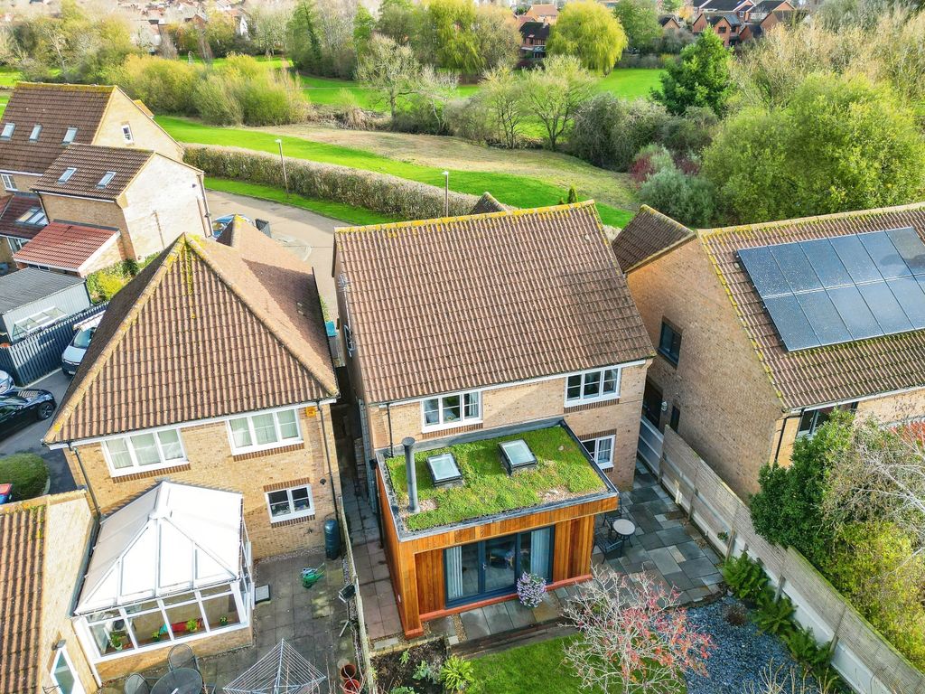 Property photo 3 of 24