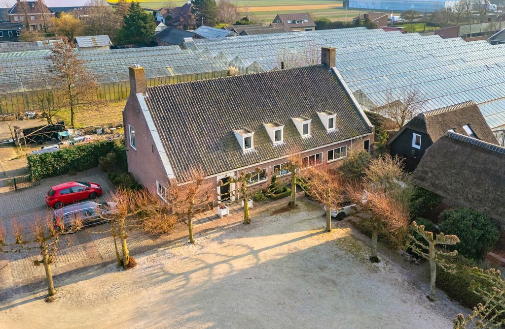 Property photo 3 of 56