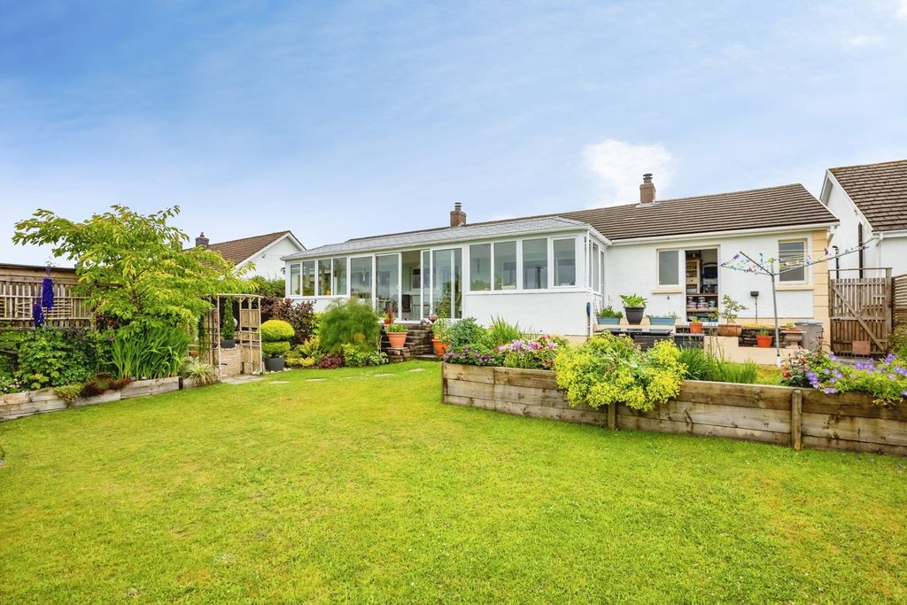 Property photo 2 of 34 Pbox-Img.Jpg