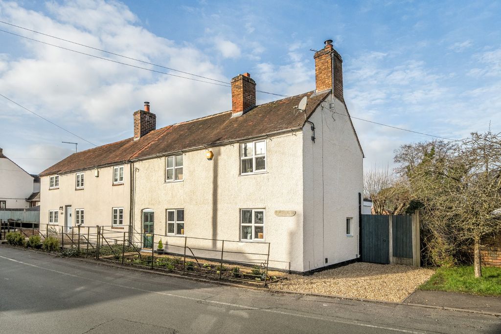 Property photo 1 of 16 Picture No. 11