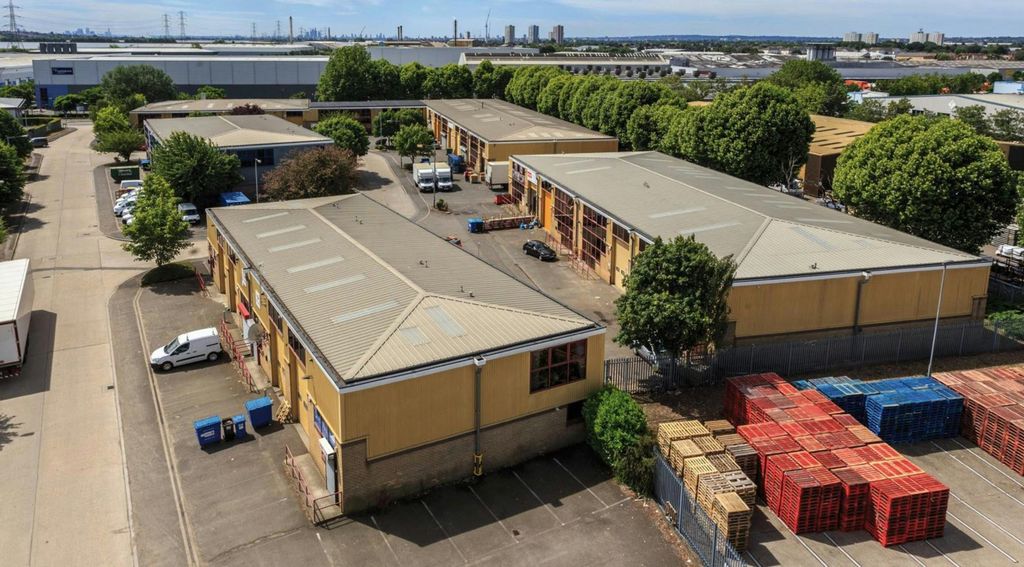 Property photo 1 of 4 Front Cover Photo.Jpg