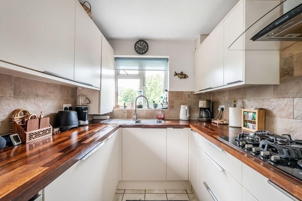 Property photo 3 of 21 12-Downs-View-13.Jpg
