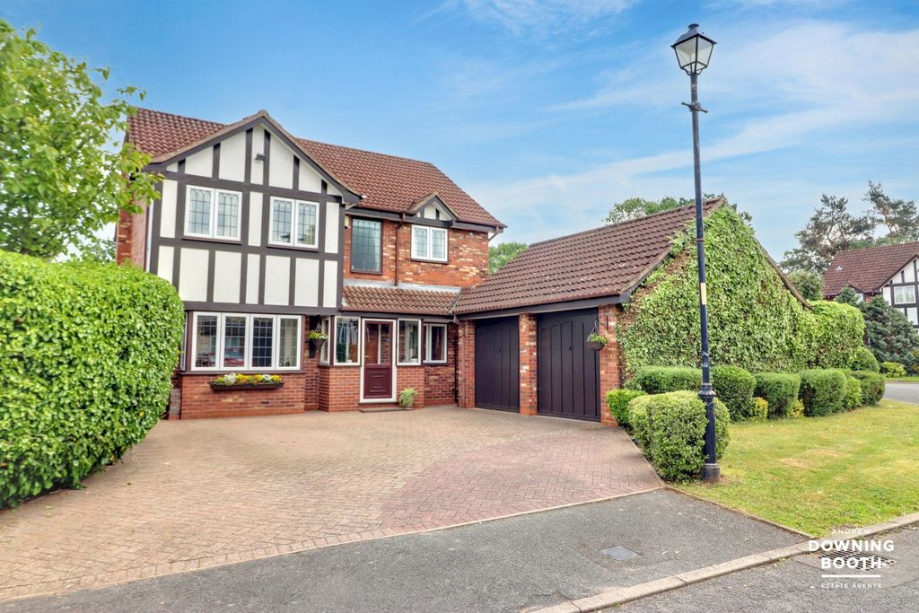 Property photo 1 of 30