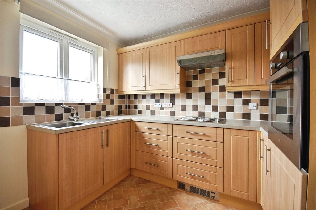 Property photo 2 of 11 Picture No. 34