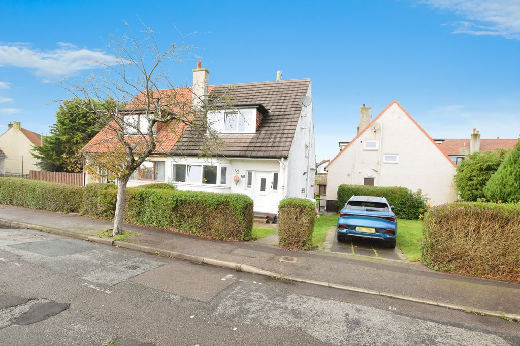 Property photo 1 of 15 The Property