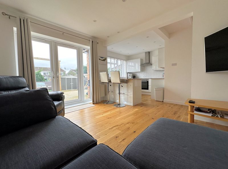 Property photo 2 of 16 Open Plan Lounge/Kitchen